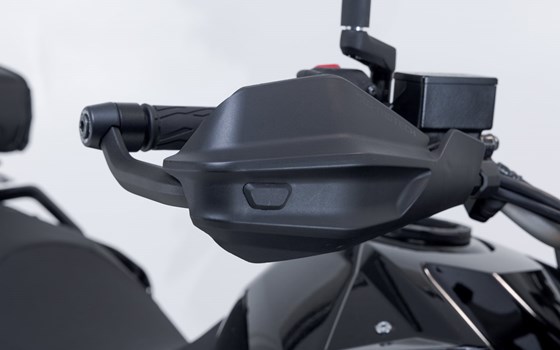 Adventure Handprotektoren-Kit. Schwarz. Suzuki V-Strom 800 / 800DE (22-). - Bild 3