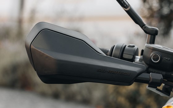 Sport Handprotektoren-Kit. Schwarz. Aprilia Tuareg 660 (21-). - Bild 3