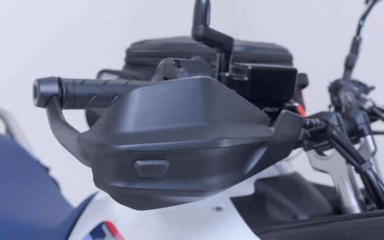 Adventure Handprotektoren-Kit. Schwarz. Honda XL750 Transalp (22-). - Bild 4