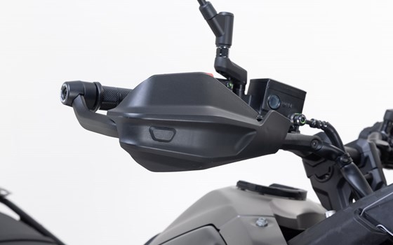 Adventure Handprotektoren-Kit. Schwarz. Yamaha Ténéré 700 (19-). - Bild 3