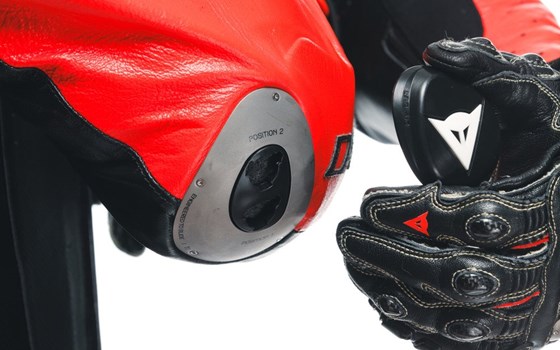 DAINESE MUGELLO 3 PERF. D-AIR® 1PC LEATHER SUIT - Bild 4