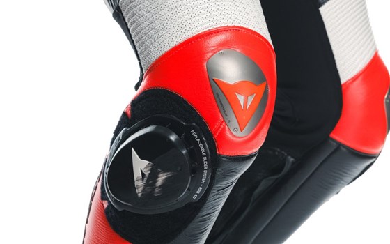 DAINESE MUGELLO 3 PERF. D-AIR® 1PC LEATHER SUIT - Bild 5