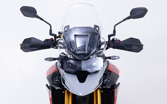 Adventure Handprotektoren-Kit. Schwarz. Befestigung am Lenker-Innengewinde 6/8mm. - Bild 2