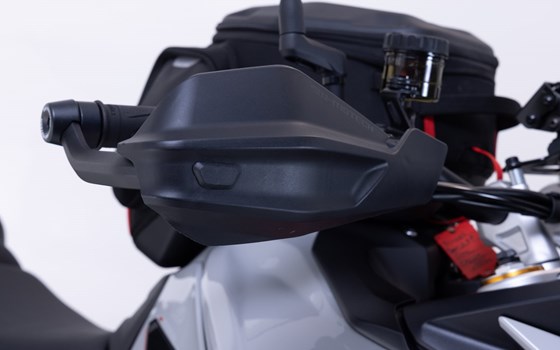 Adventure Handprotektoren-Kit. Schwarz. Befestigung am Lenker-Innengewinde 6/8mm. - Bild 3