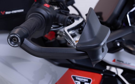 Adventure Handprotektoren-Kit. Schwarz. Befestigung am Lenker-Innengewinde 6/8mm. - Bild 5 Adventure Handprotektoren-Kit. Schwarz. Befestigung am Lenker-Innengewinde 6/8mm. - Bild 5