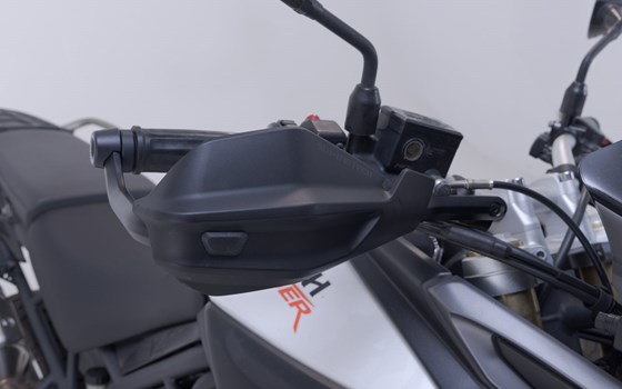 Adventure Handprotektoren-Kit. Schwarz. Tiger 800/XC/XR, Tiger 1200/XC/XR. - Bild 3 Adventure Handprotektoren-Kit. Schwarz. Tiger 800/XC/XR, Tiger 1200/XC/XR. - Bild 3
