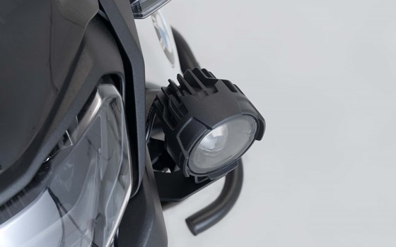 EVO Fernscheinwerfer-Kit. Schwarz. BMW F 900 GS (23-). - Bild 5