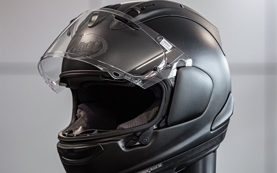 Arai RX-7V Evo Frost Black - Bild 2