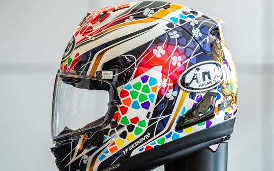 Arai RX-7V Evo Nakagami GP2 - Bild 4