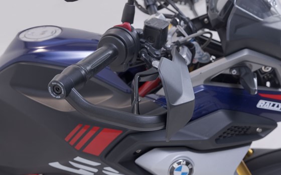 Sport Handprotektoren-Kit. Schwarz. BMW G 310 GS (17-) /G 310 R (16-). - Bild 5 Sport Handprotektoren-Kit. Schwarz. BMW G 310 GS (17-) /G 310 R (16-). - Bild 5