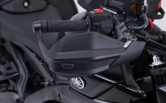 Adventure Handprotektoren-Kit. Schwarz. Yamaha MT-09 (23-). - Bild 4