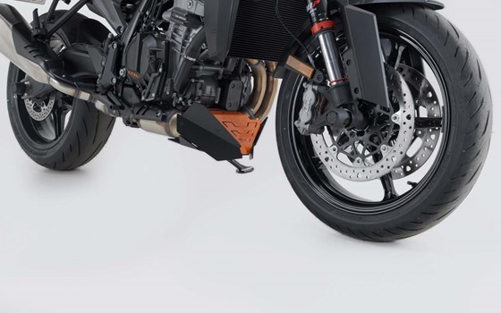 Bugspoiler. Orange/Schwarz. KTM 990 Duke (23-). - Bild 1 Bugspoiler. Orange/Schwarz. KTM 990 Duke (23-). - Bild 1