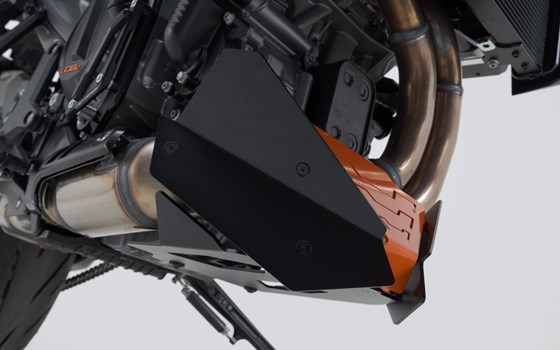Bugspoiler. Orange/Schwarz. KTM 990 Duke (23-). - Bild 3 Bugspoiler. Orange/Schwarz. KTM 990 Duke (23-). - Bild 3