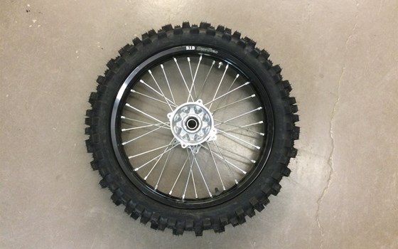 D.I.D. Dirt Star hintere Felge mit Reifen "NEU" - Bild 1