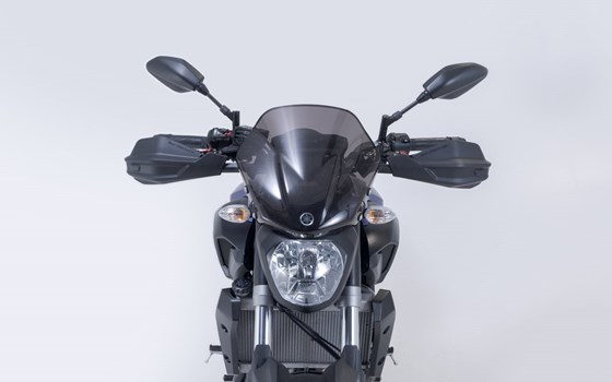 Adventure Handprotektoren-Kit. Schwarz. Yamaha MT-07 (14-20). - Bild 2