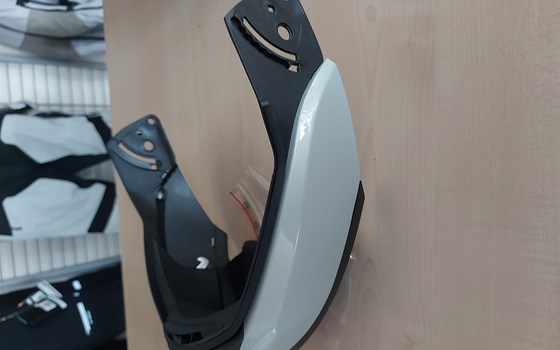 Kinnteil BMW Systemhelm 6 white-silver NEU - Bild 1