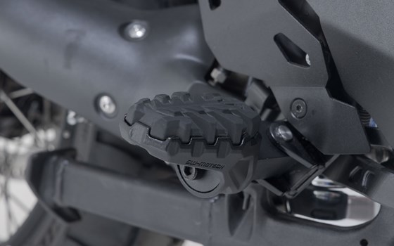 EVO Fußrasten-Kit. Schwarz. BMW R 1200 GS, R 1250 GS, R 1300 GS. - Bild 2