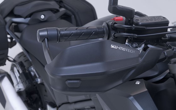 Adventure Handprotektoren-Kit. Schwarz. Honda-, Suzuki-, Triumph-Modelle. - Bild 4