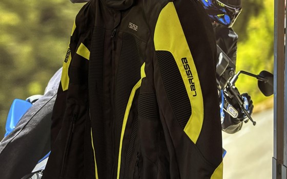 IXS Larissa  - Bild 3