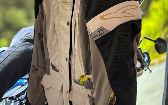 Jas Macna Lily  - Bild 3