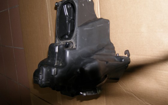 Luftfilterkasten / Luftfiltergehäuse Z750 - Bild 5