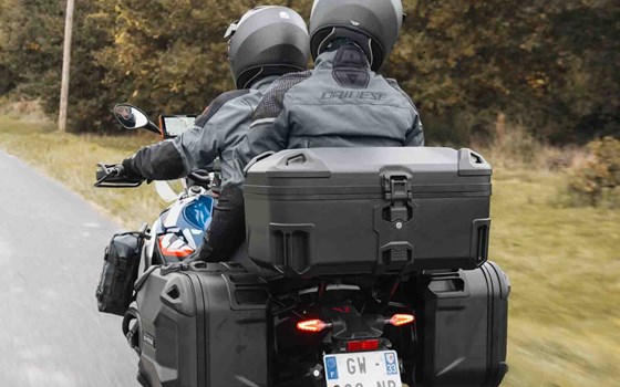 DUSC XL Topcase. Schwarz. 55 l. ABS. - Bild 2