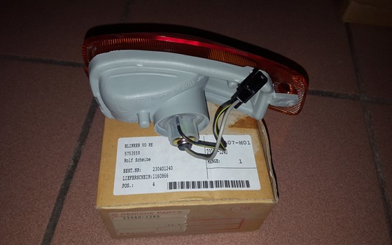 Blinker vorn rechts Kawasaki ZZR 500 / 600  - Bild 3