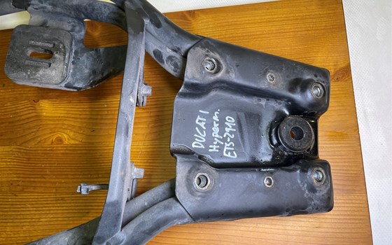 Ducati Hypermotard 1100 EVO SP 2010 Heckrahmen Rahmen hinten - Bild 6