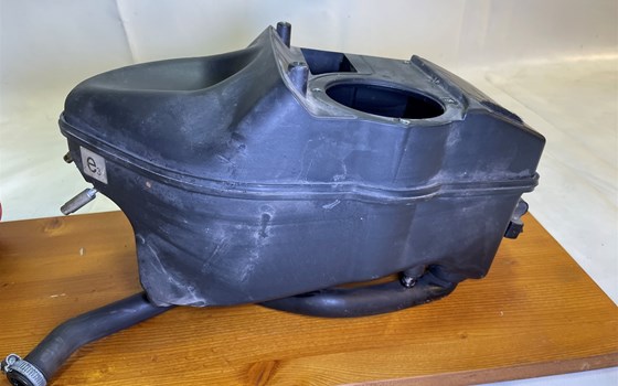 Ducati Hypermotard 1100 EVO SP 2010 Luftfilterkasten BMC Airbox - Bild 6