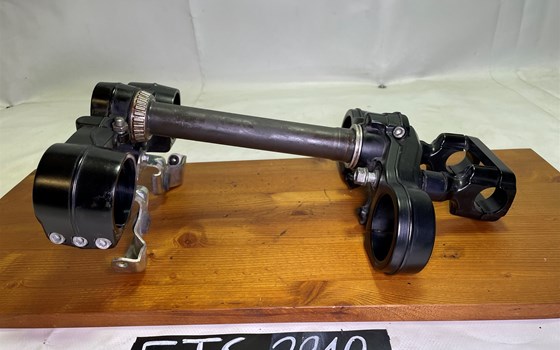 Ducati Hypermotard 1100 EVO SP 2010 Gabelbrücke oben unten - Bild 11