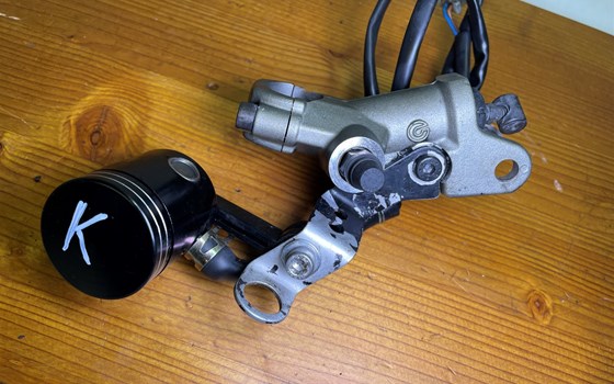 Ducati Hypermotard 1100 EVO SP 2010 Kupplungszylinder Geber Pumpe - Bild 2