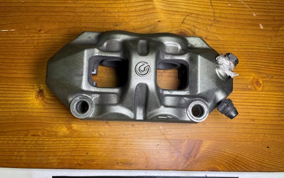 Ducati Hypermotard 1100 EVO SP 2010 Bremssattel vorne rechts - Bild 2