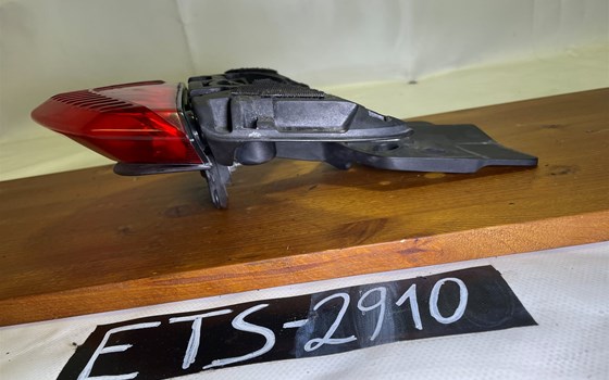 Ducati Hypermotard 1100 EVO SP 2010 Rücklicht Halterung - Bild 10