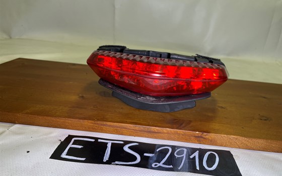 Ducati Hypermotard 1100 EVO SP 2010 Rücklicht Halterung - Bild 8