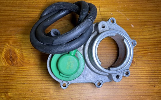 Ducati Hypermotard 1100 EVO SP 2010 Tankentlüftung Tankstutzen - Bild 2