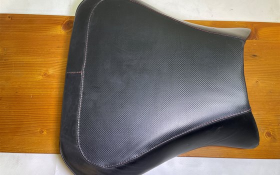 Aprilia RSV 1000 Tuono RP 2003 Sitzbank Sattel - Bild 2