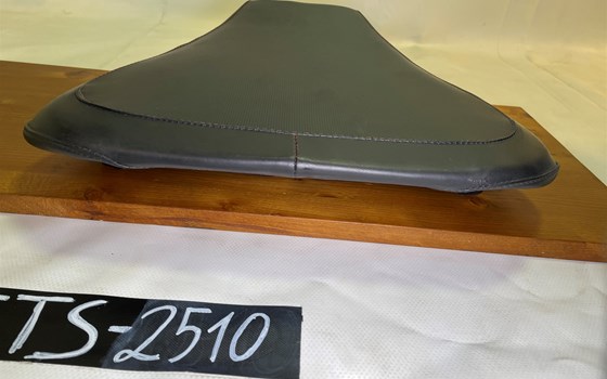 Aprilia RSV 1000 Tuono RP 2003 Sitzbank Sattel - Bild 5