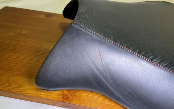 Aprilia RSV 1000 Tuono RP 2003 Sitzbank Sattel - Bild 7