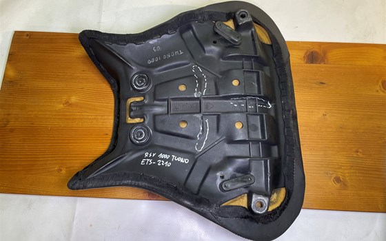 Aprilia RSV 1000 Tuono RP 2003 Sitzbank Sattel - Bild 9