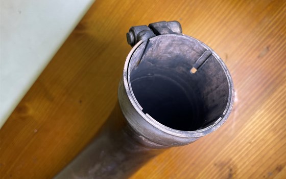 Ducati Hypermotard 1100 EVO SP 2010 Verbindungsrohr Krümmer - Bild 9