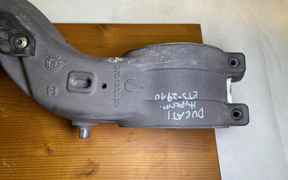 Ducati Hypermotard 1100 EVO SP 2010 Schwinge Einarmschwinge - Bild 14