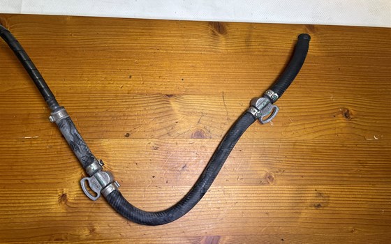 Ducati Hypermotard 1100 EVO SP 2010 Benzinleitung Kraftstoff - Bild 2