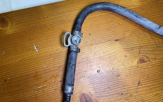 Ducati Hypermotard 1100 EVO SP 2010 Benzinleitung Kraftstoff - Bild 6