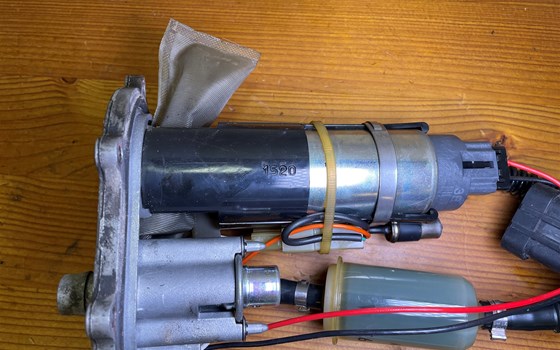 Ducati Hypermotard 1100 EVO SP 2010 Kraftstoffpumpe Pumpe - Bild 12