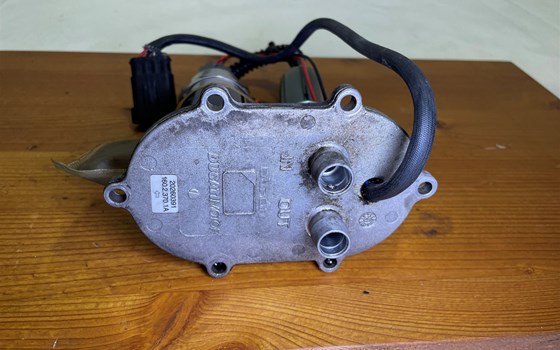 Ducati Hypermotard 1100 EVO SP 2010 Kraftstoffpumpe Pumpe - Bild 3