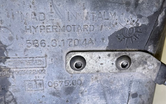 Ducati Hypermotard 1100 EVO SP 2010 Tank Benzintank - Bild 13