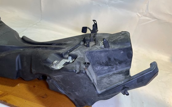 Ducati Hypermotard 1100 EVO SP 2010 Tank Benzintank - Bild 9