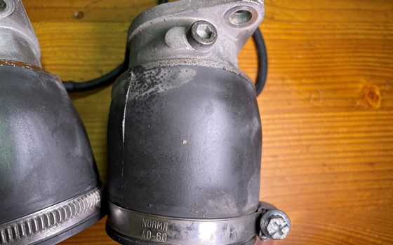 Ducati Hypermotard 1100 EVO SP 2010 Ansaugstutzen Ansauggummis - Bild 9