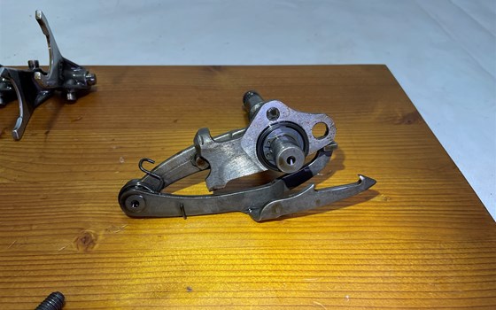 Ducati Hypermotard 1100 EVO SP 2010 Schaltung Schaltwelle Trommel - Bild 15