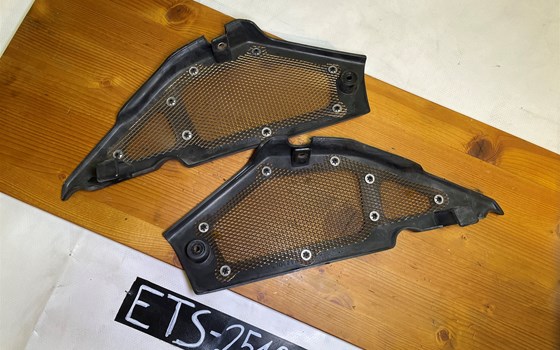 Aprilia RSV 1000 Tuono RP 2003 Sitzbankverkleidung Verkleidung - Bild 6